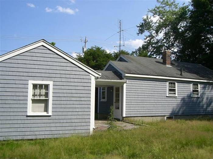 874 Central St, East Bridgewater, MA 02333 Zillow