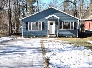 13 York Rd, Albany, NY 12203