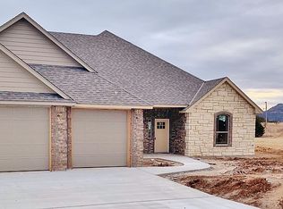 1117 Mount Marcy Dr, Lawton, OK 73507