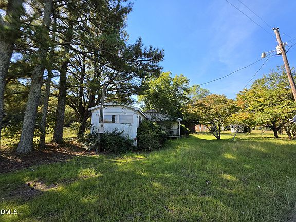 4th image of 272 White Memorial Church Rd