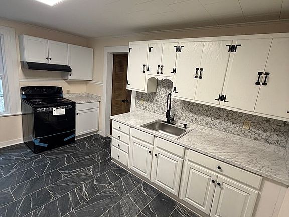 3rd image of 1313-1315 Clay Ave #1