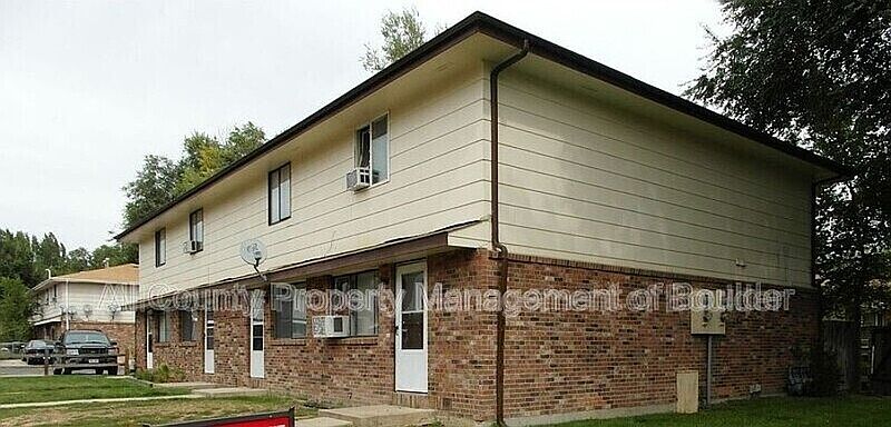 1st image of 204 E Saint Clair Ave #A