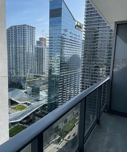 55 SW 9th St #3209 — Photo 1