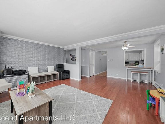 5th image of 2734 W Farragut Ave #2734G