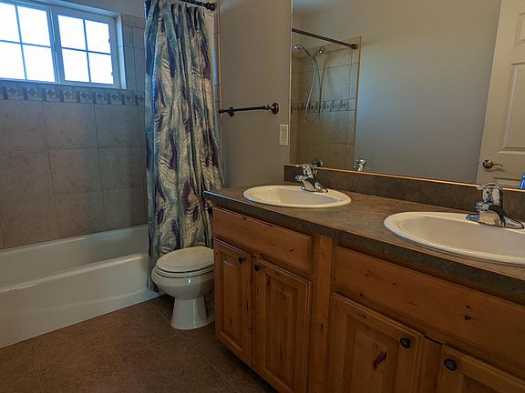 5th image of 2805 Stoney Creek Ln