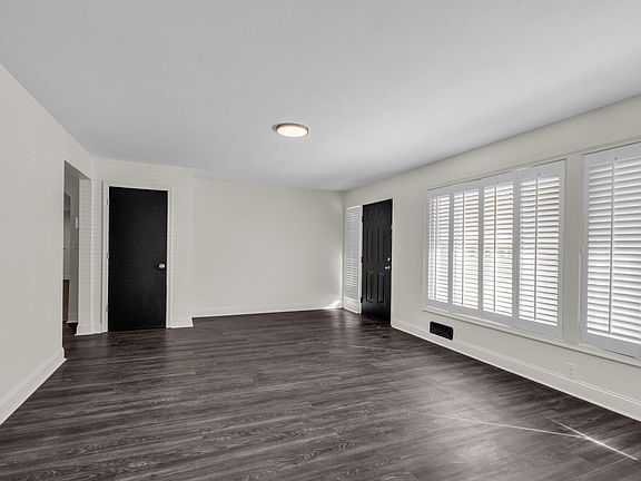 5th image of 4717 Fairwood Ln
