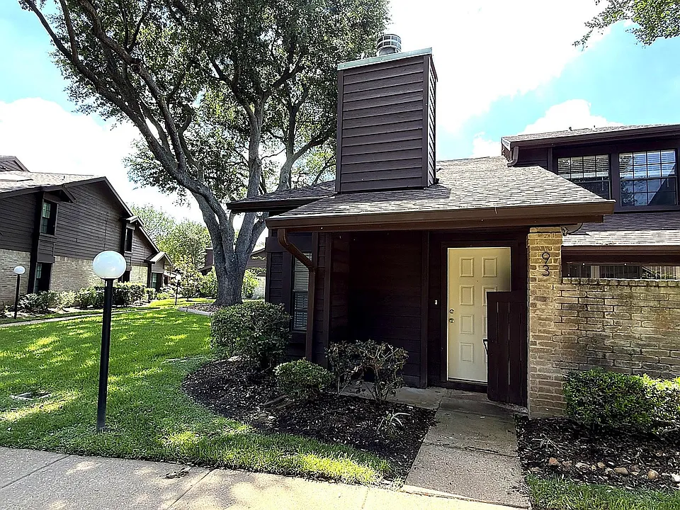 2510 Grants Lake Blvd #93