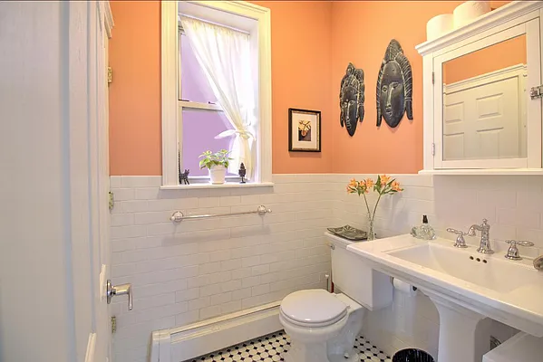 Sold by Real Direct | media 11