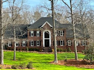 8208 Lake Providence Dr, Weddington, NC 28104