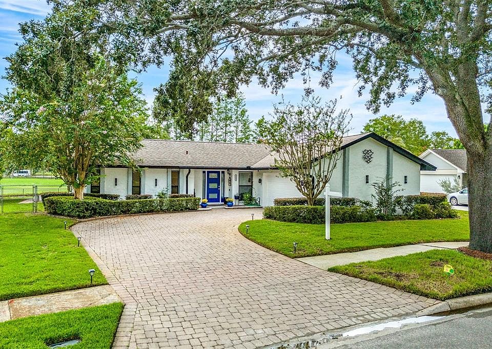 1st image of 1389 SAWGRASS COURT