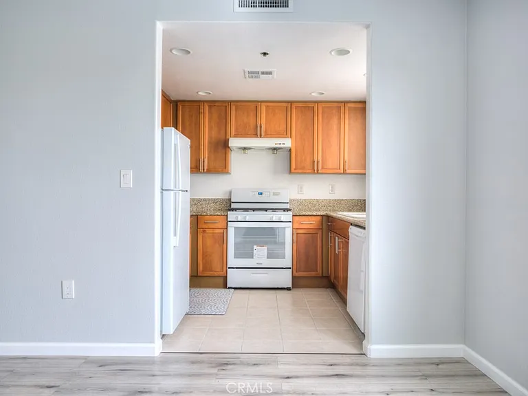 580 W Main #302 — Photo 15
