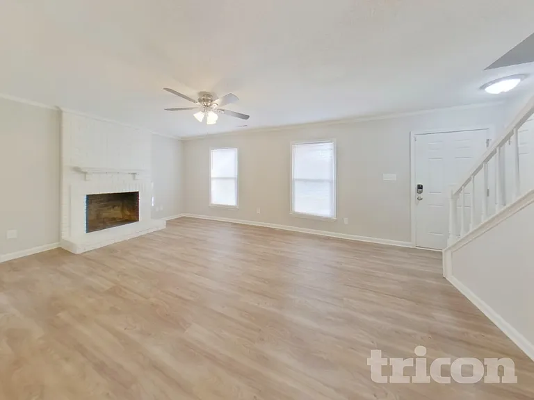 9033 Trailhead Ct — Photo 3