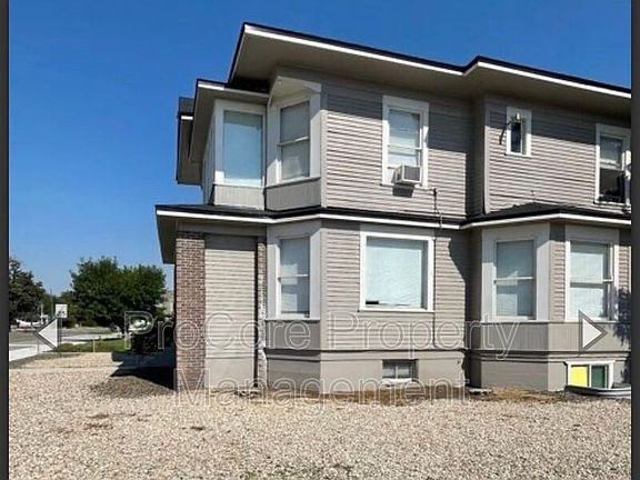 2nd image of 321 Blaine St #7