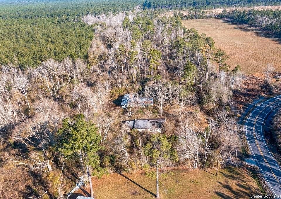 2nd image of 848 Bankens Rd