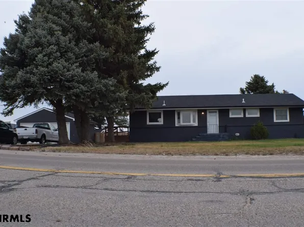3017 W 42nd St, Scottsbluff, NE 69361