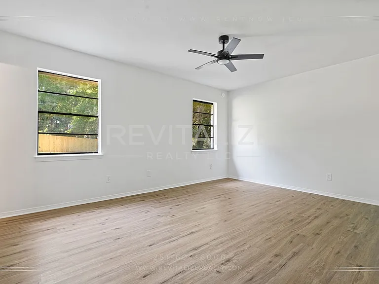 5812 Hanging Moss Ct — Photo 23