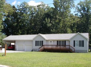 946 Presley Creek Dr, Heathsville, VA 22473