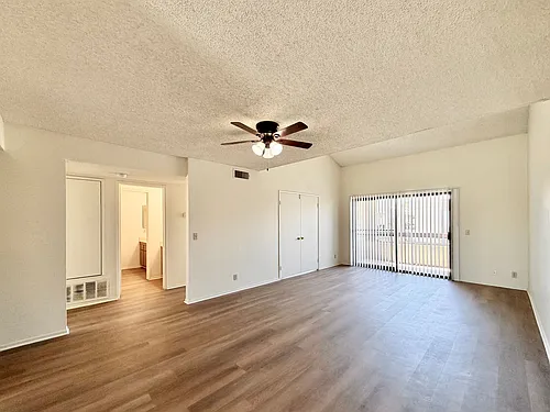 Floor plan 213