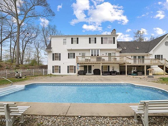 2nd image of 514 Highlawn Dr