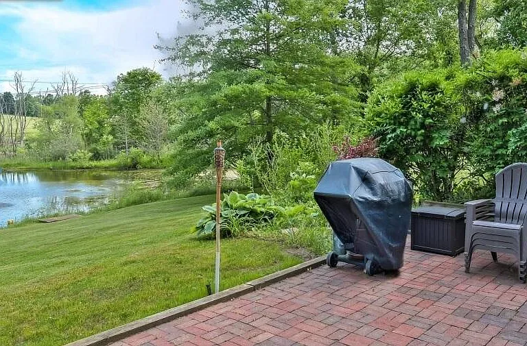 446 Rocky Hollow Dr — Photo 9