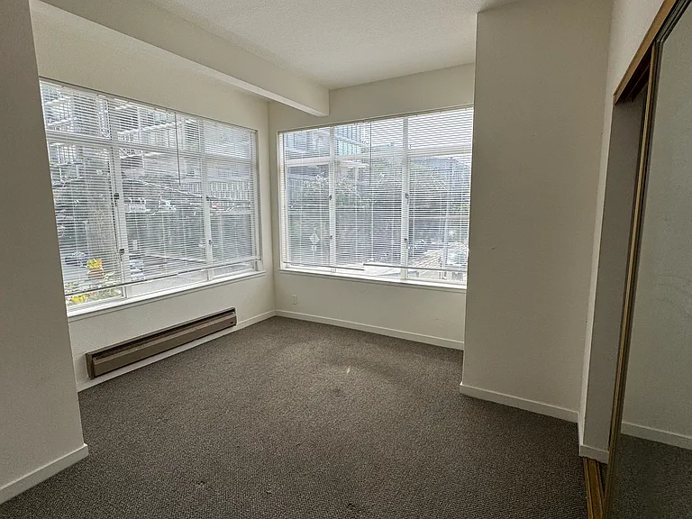 1400 Jones St #202 — Photo 13