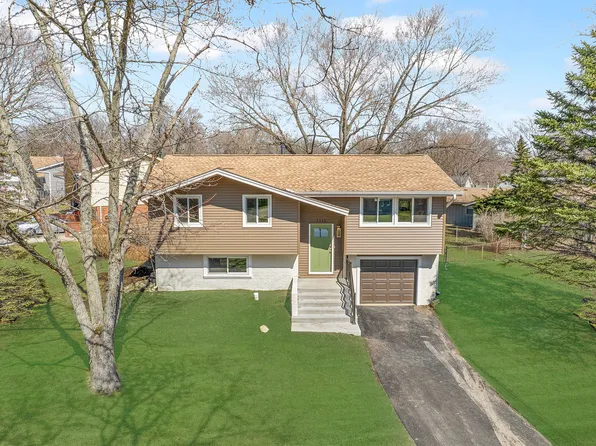 1512 Syracuse Ln, Schaumburg, IL 60193