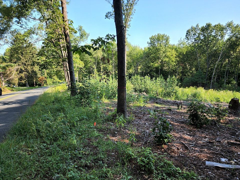 1st image of 6 Cold Hill Rd