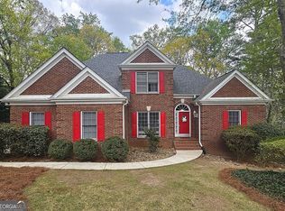 4320 Waterford Dr, Suwanee, GA