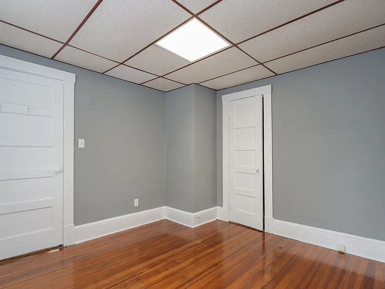 8 Ivy Ave #1 — Photo 25
