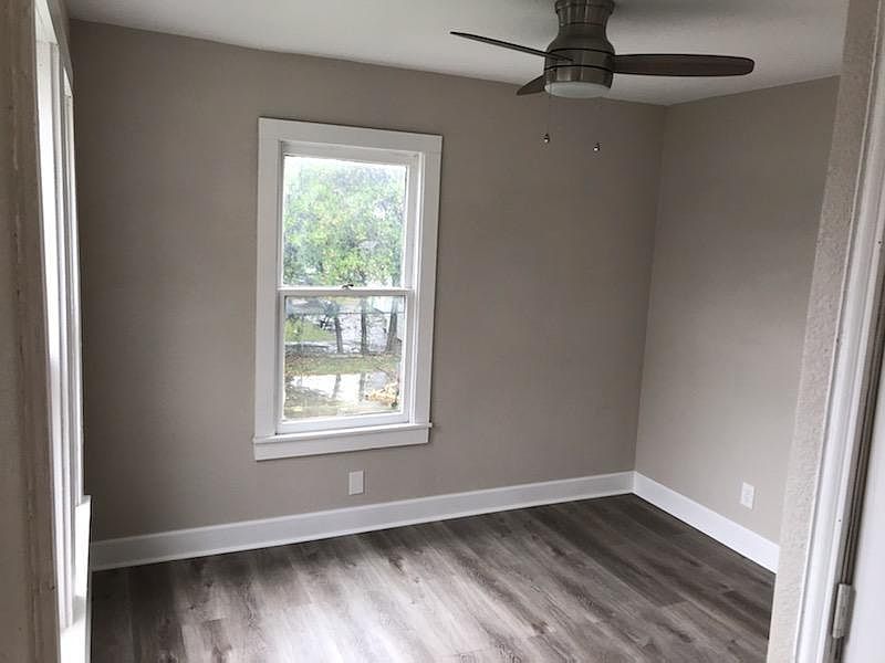 1st image of 213 Estelle St #1