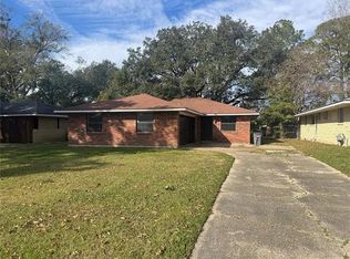 1027 Arcadia Dr, Baton Rouge, LA 70810