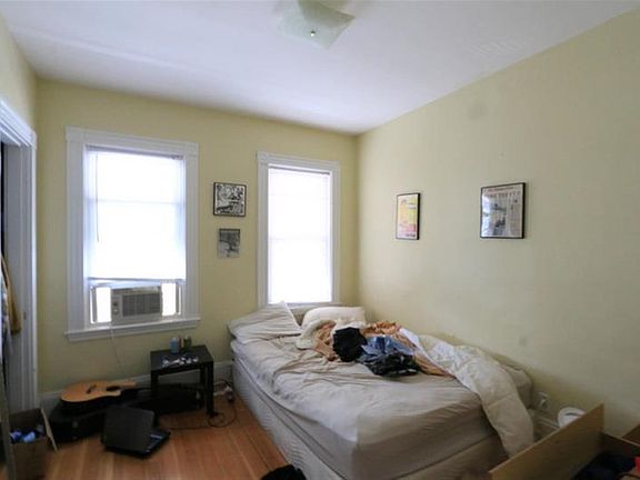 3rd image of 21 Park Ave #2R