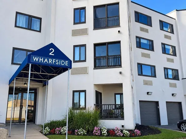 725 Miller Ave APT 310, Freeport, NY 11520