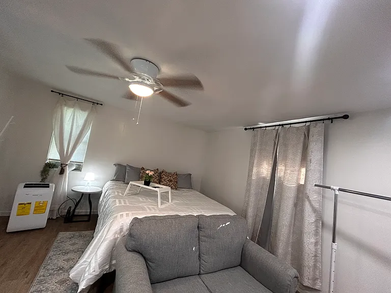 105 Margaret Dr #1A — Photo 2