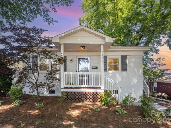 2109 Brewton Dr, Charlotte, NC 28206