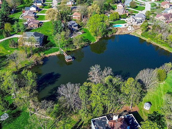 3rd image of 6278 Gardenlake Ct