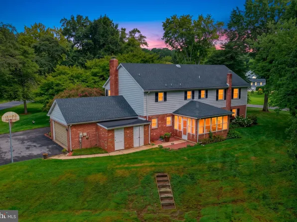 301 Caravel Dr, Bear, DE 19701