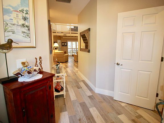 4th image of 129 Aquarina Blvd