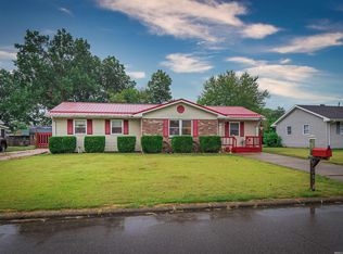 2424 Glenview Dr, Evansville, IN 47720