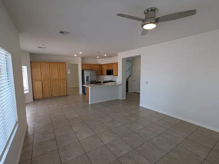 1016 Royal Plum Ln — Photo 27