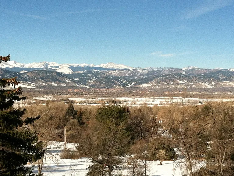 Front range/Back range view from ALL rooms in the home