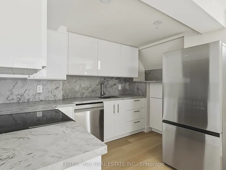 250 Hallam St #LOWER — Photo 5