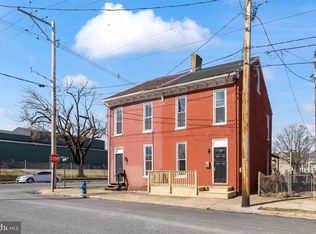 789 S 2nd St, Chambersburg, PA 17201