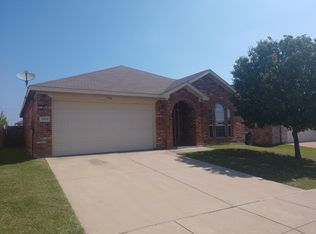 9904 Mount Pheasant Rd, Fort Worth, TX 76108