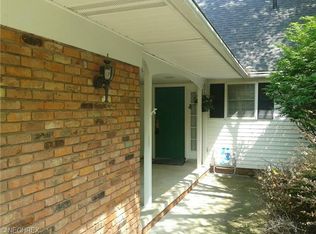 5480 Som Center Rd, Solon, OH 44139