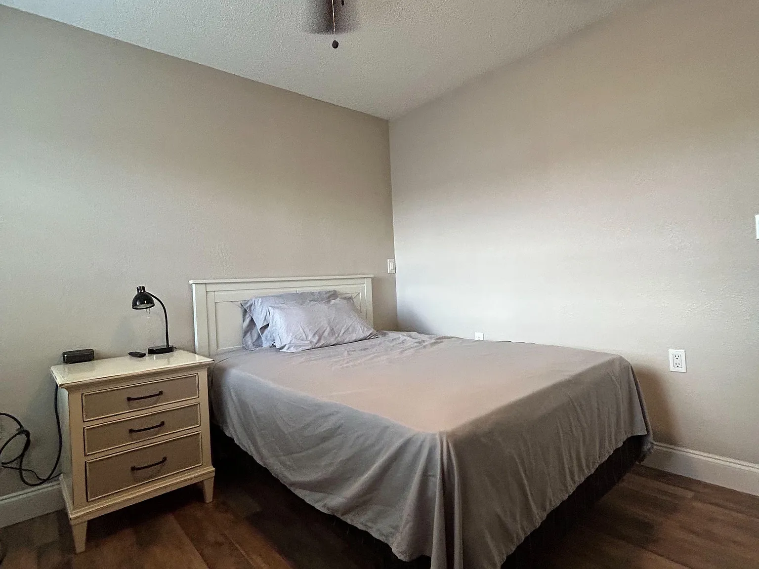 4 bed, 2.0 bath, 1930 sqft, $771 — Photo 2
