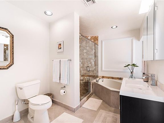4th image of 3720 Coral Hills Dr #3720