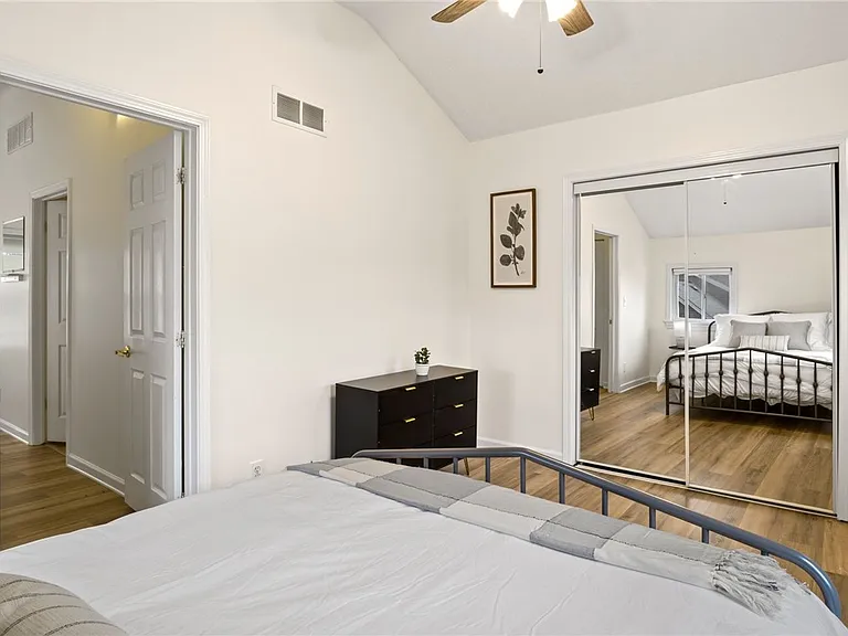 20 Bloomfield Pl — Photo 23