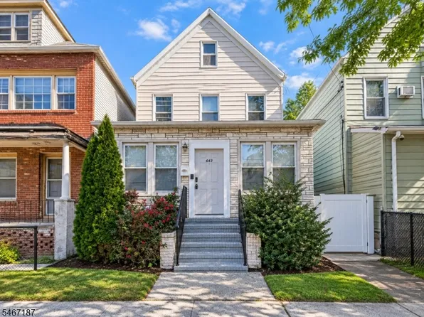 643 S Park St, Elizabeth, NJ 07206