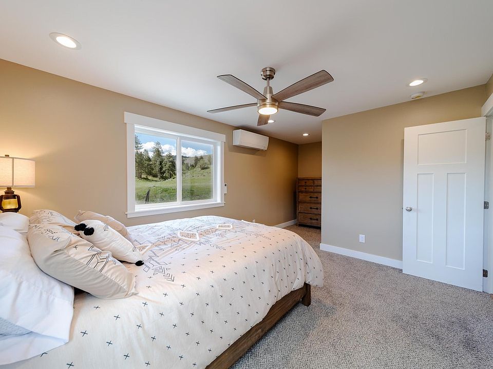 2nd image of 743 Soluna Ranch Way